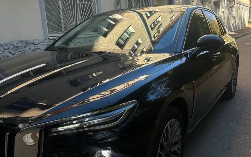 Hongqi H5 2024